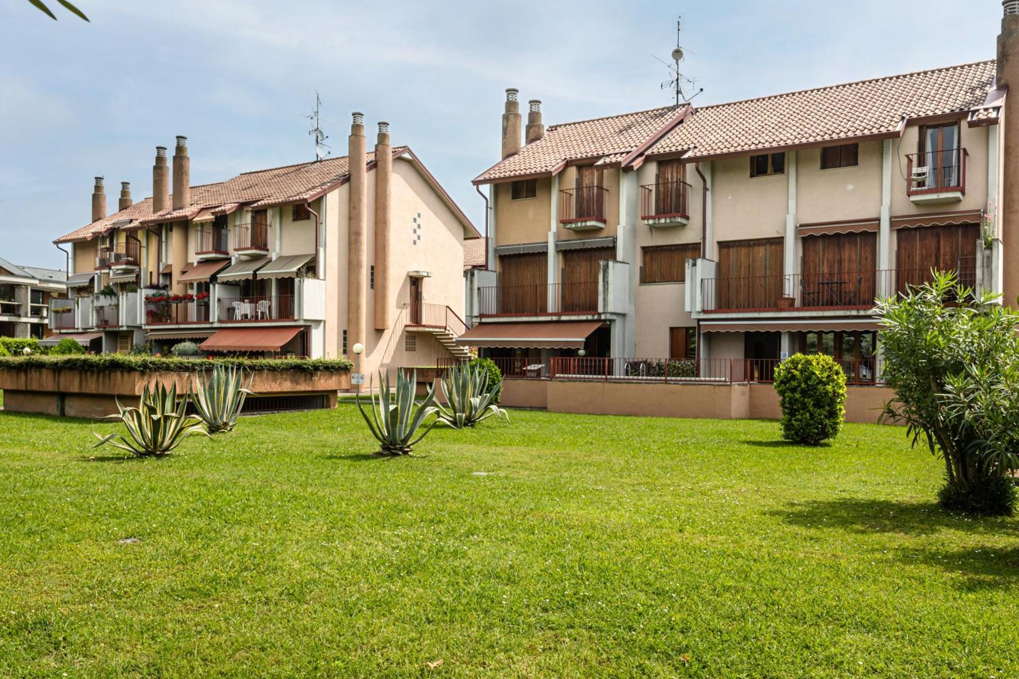 Arcave Luxury Apartment Sirmione Dış mekan fotoğraf